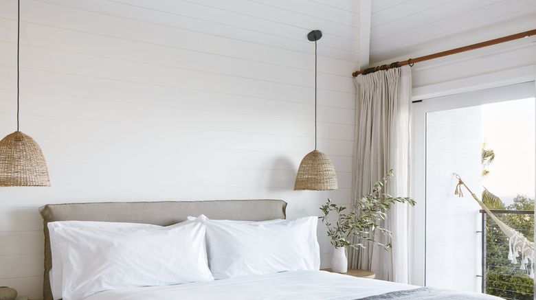 <b>Surfrider Hotel Malibu Suite</b>. Images powered by <a href="https://www.leonardoworldwide.com/" title="Leonardo Worldwide" target="_blank">Leonardo</a>.