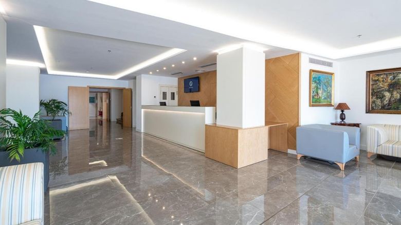 <b>Mirador Hotel Lobby</b>. Images powered by <a href="https://www.leonardoworldwide.com/" title="Leonardo Worldwide" target="_blank">Leonardo</a>.