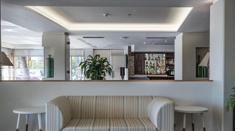 Mirador Hotel Lobby