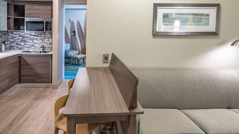 <b>Element Dallas Downtown East Suite</b>. Images powered by <a href="https://www.leonardoworldwide.com/" title="Leonardo Worldwide" target="_blank">Leonardo</a>.