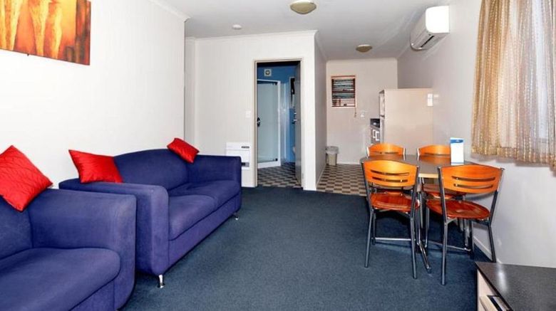 <b>Asure Scenic Route Motor Lodge Suite</b>. Images powered by <a href="https://www.leonardoworldwide.com/" title="Leonardo Worldwide" target="_blank">Leonardo</a>.