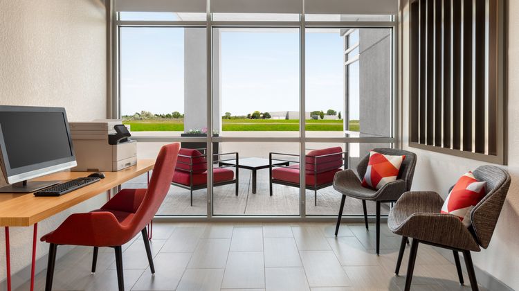 Candlewood Suites Mission East Other