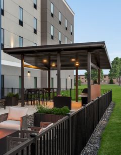 Candlewood Suites Mission East