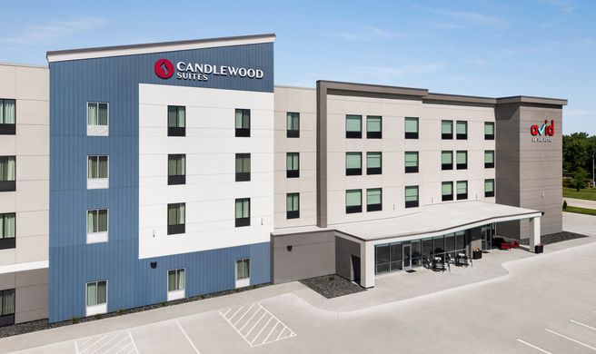 Candlewood Suites Mission East Exterior
