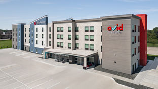 avid hotels Mission East