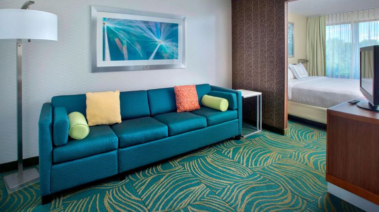 <b>Yas Plaza Marina Suite</b>. Images powered by <a href="https://www.leonardoworldwide.com/" title="Leonardo Worldwide" target="_blank">Leonardo</a>.