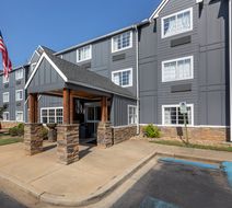 Garner Hotel Greenville East Exterior
