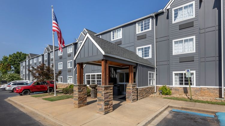 Garner Hotel Greenville East Exterior