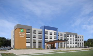 Holiday Inn Exp Suites Univ Area