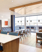 Holiday Inn Exp Suites Univ Area
