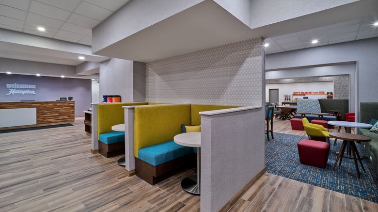 <b>Hampton Inn Hilton UN Medical Ctr Lobby</b>. Images powered by <a href="https://www.leonardoworldwide.com/" title="Leonardo Worldwide" target="_blank">Leonardo</a>.