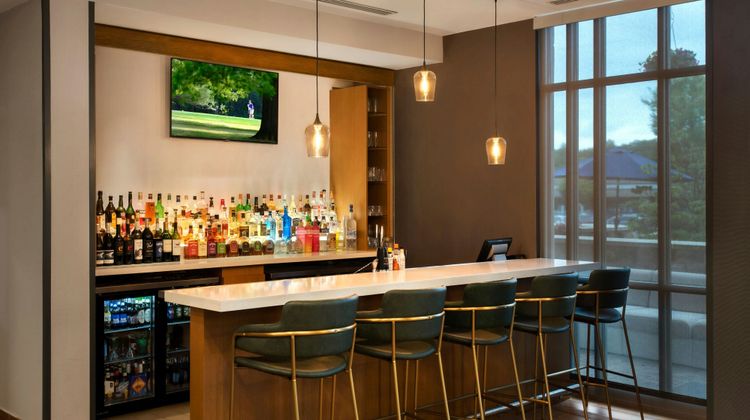 SpringHill Suites Mount Laurel Cherry Hi Lobby