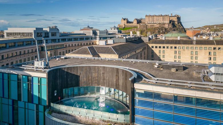 <b>Sheraton Grand Hotel & Spa Edinburgh Pool</b>. Images powered by <a href="https://www.leonardoworldwide.com/" title="Leonardo Worldwide" target="_blank">Leonardo</a>.