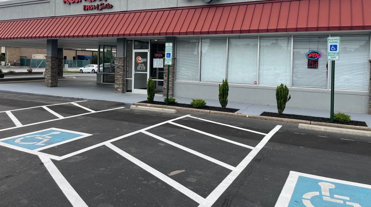 Red Roof Inn & Suites Wilkesboro Restaurant
