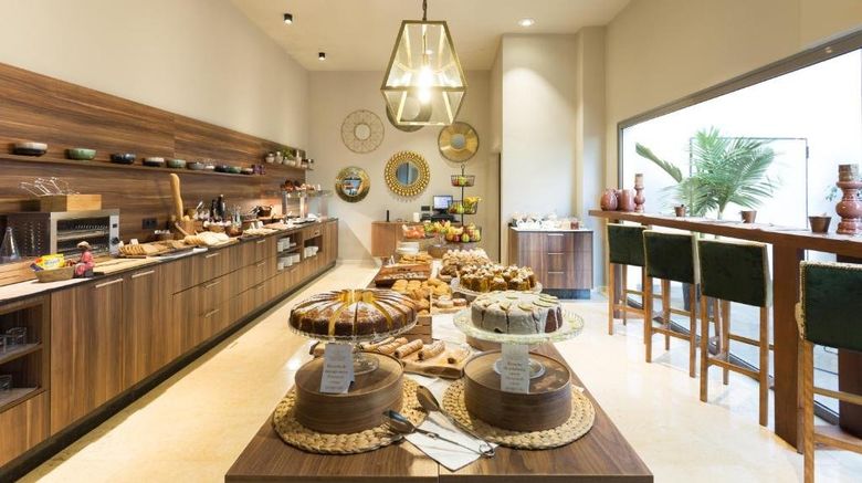 <b>La Laguna Gran Hotel Restaurant</b>. Images powered by <a href="https://www.leonardoworldwide.com/" title="Leonardo Worldwide" target="_blank">Leonardo</a>.