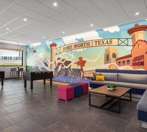 Tru by Hilton Fort Worth Lake Worth Lobby