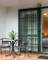 Greenlane Manor Motel