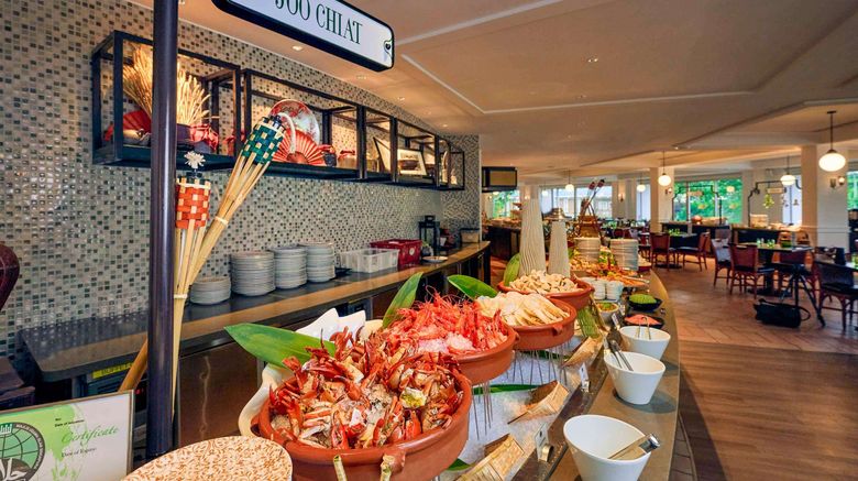 <b>Fairmont Singapore Restaurant</b>. Images powered by <a href=https://www.travelagewest.com/Hotels/Singapore-Singapore/