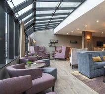 Forde Hotel Lobby