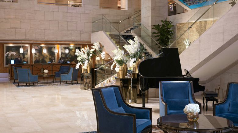 <b>Ritz-Carlton Dubai Intl Finance Center Lobby</b>. Images powered by <a href="https://www.leonardoworldwide.com/" title="Leonardo Worldwide" target="_blank">Leonardo</a>.