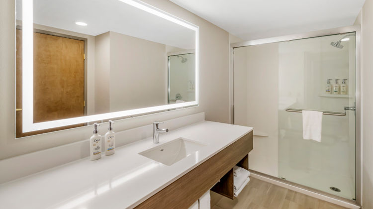 Holiday Inn Express Room