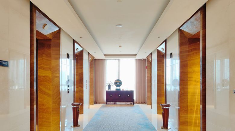 <b>Crowne Plaza Yichang Lobby</b>. Images powered by <a href="https://www.leonardoworldwide.com/" title="Leonardo Worldwide" target="_blank">Leonardo</a>.
