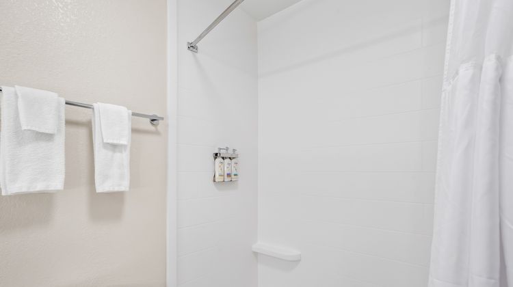 Holiday Inn Express and Suites Tumwater Room