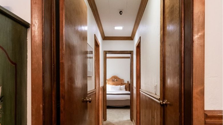 <b>The Alpenhof Lodge Suite</b>. Images powered by <a href="https://www.leonardoworldwide.com/" title="Leonardo Worldwide" target="_blank">Leonardo</a>.