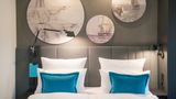 Motel One Luebeck Room