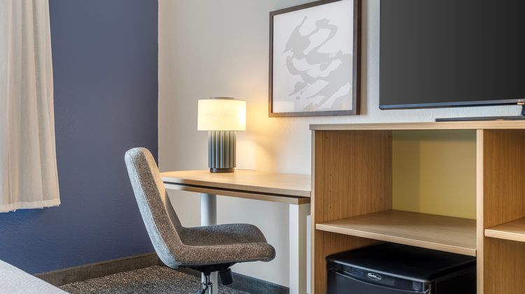 Spark by Hilton La Crosse Onalaska Room
