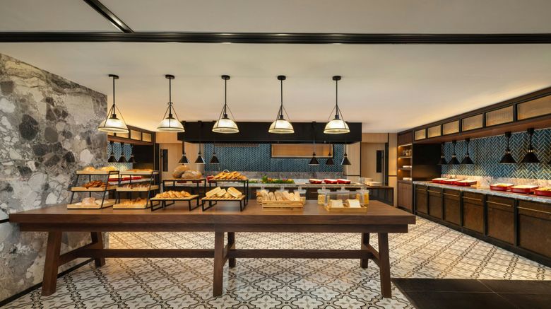<b>Four Points Beijing Sanlitun Restaurant</b>. Images powered by <a href="https://www.leonardoworldwide.com/" title="Leonardo Worldwide" target="_blank">Leonardo</a>.