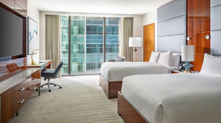JW Marriott Marquis Miami Suite