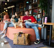 MOXY Berlin Ostbahnhof Exterior