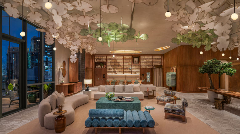<b>KROMO Bangkok, Curio Collection by Hilto Lobby</b>. Images powered by <a href="https://www.leonardoworldwide.com/" title="Leonardo Worldwide" target="_blank">Leonardo</a>.
