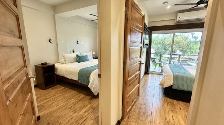 <b>Palau Central Hotel Suite</b>. Images powered by <a href="https://www.leonardoworldwide.com/" title="Leonardo Worldwide" target="_blank">Leonardo</a>.