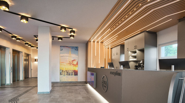 <b>B&B Hotel Koln City Lobby</b>. Images powered by <a href="https://www.leonardoworldwide.com/" title="Leonardo Worldwide" target="_blank">Leonardo</a>.