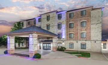 Holiday Inn Express & Suites Granbury