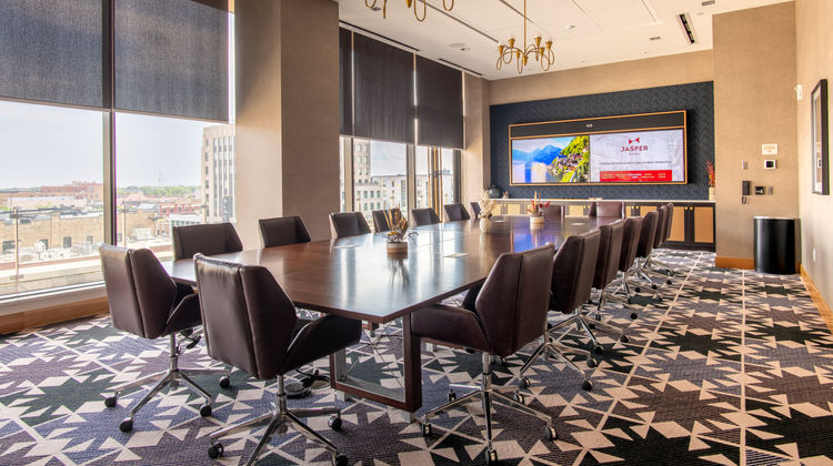 Jasper Hotel Meeting