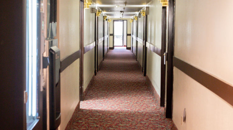 Covered Bridge Inn Lobby