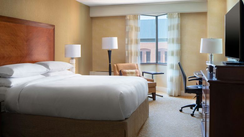<b>The Lincoln Marriott Cornhusker Hotel Room</b>. Images powered by <a href="https://www.leonardoworldwide.com/" title="Leonardo Worldwide" target="_blank">Leonardo</a>.