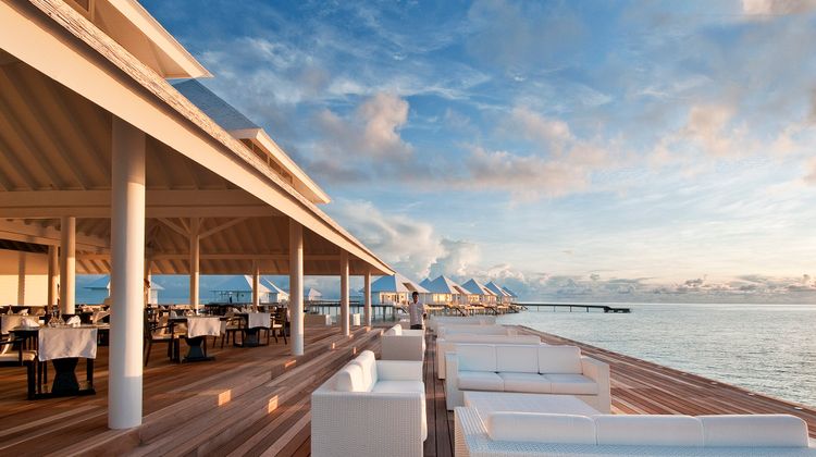 Diamonds Thudufushi Beach Restaurant