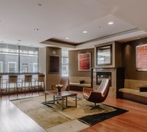 Club Quarters Hotel, Central Loop Lobby