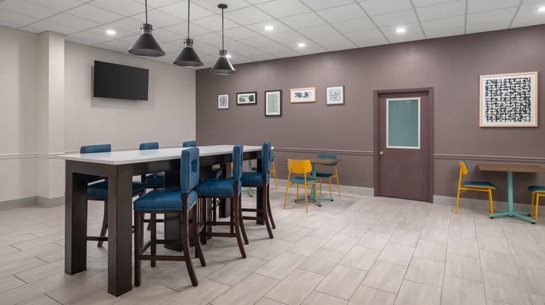 <b>Garner Hotel Wytheville East Restaurant</b>. Images powered by <a href="https://www.leonardoworldwide.com/" title="Leonardo Worldwide" target="_blank">Leonardo</a>.