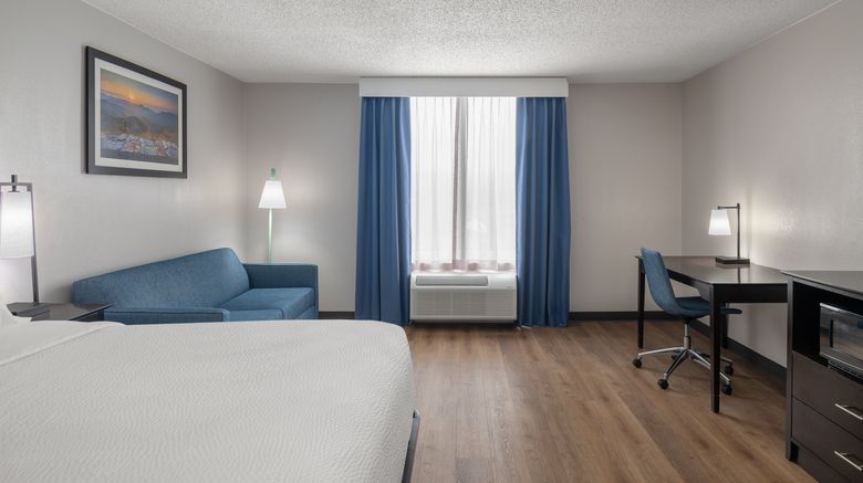 <b>Garner Hotel Wytheville East Suite</b>. Images powered by <a href="https://www.leonardoworldwide.com/" title="Leonardo Worldwide" target="_blank">Leonardo</a>.