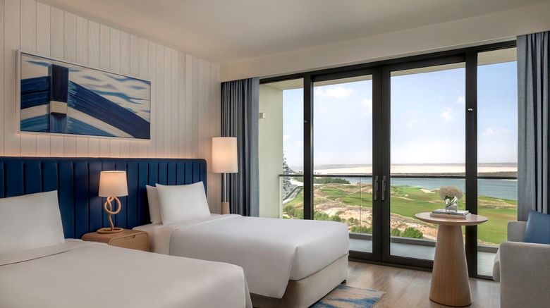 <b>Crowne Plaza Abu Dhabi-Yas Island Room</b>. Images powered by <a href="https://www.leonardoworldwide.com/" title="Leonardo Worldwide" target="_blank">Leonardo</a>.