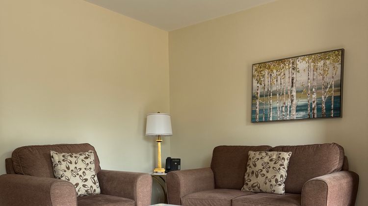 Aurora Inn Room