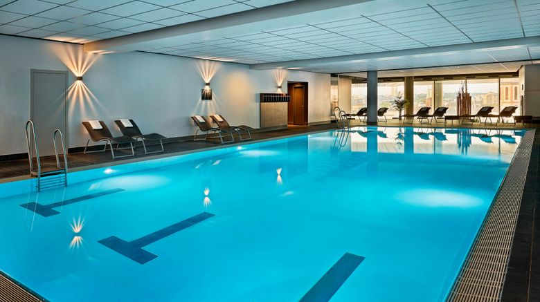 <b>JW Marriott Hotel Frankfurt Pool</b>. Images powered by <a href="https://www.leonardoworldwide.com/" title="Leonardo Worldwide" target="_blank">Leonardo</a>.