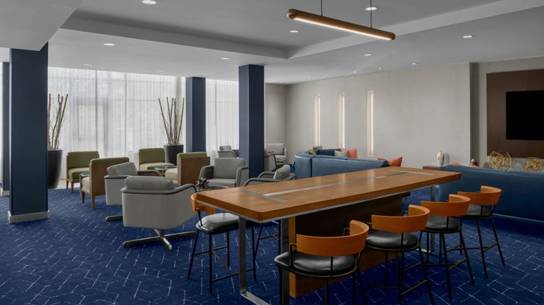 <b>Courtyard Pittsburgh Arpt Settlers Ridge Lobby</b>. Images powered by <a href="https://www.leonardoworldwide.com/" title="Leonardo Worldwide" target="_blank">Leonardo</a>.