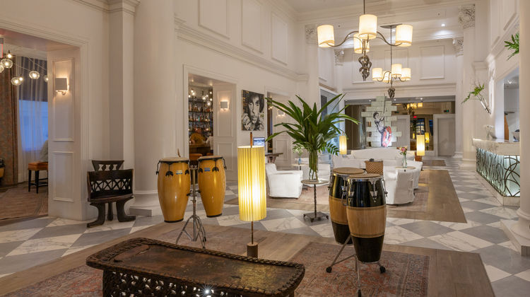 International House Hotel Lobby