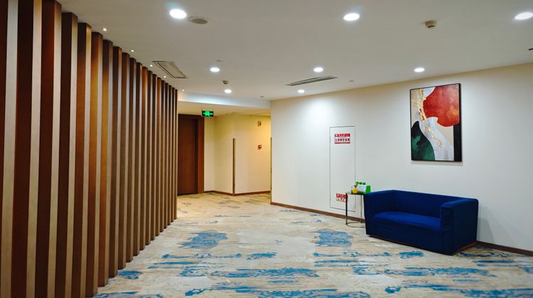 Holiday Inn Express Yangzhou City Center Lobby